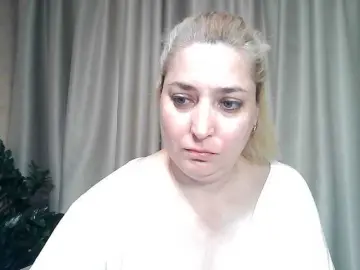 Bongacams Watch Live Sex Cams of KickaIricka