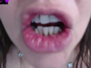 Bongacams Free Porn Cam of Myrnasexxx