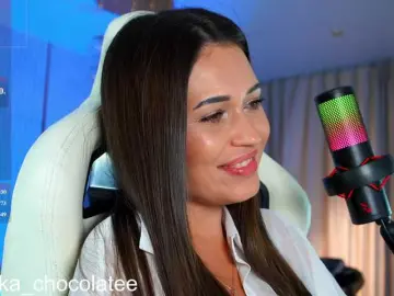 Bongacams Watch Live Sex Cams of Adel-chocolatee