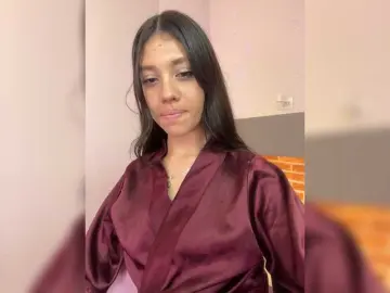Bongacams Free Porn Cam of CheryelFoxx