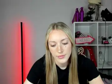 Bongacams Live Sex Cam of EvelynBlond