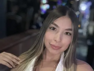 tempta-Julie