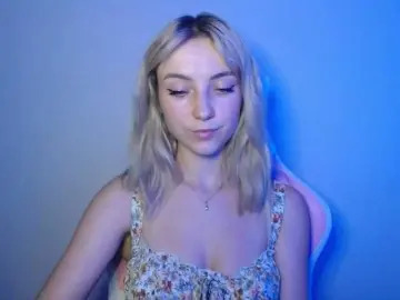 Bongacams Nude Webcam of LuciaGlow