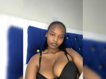 Bongacams Sex Chat of Curvy-maxy9