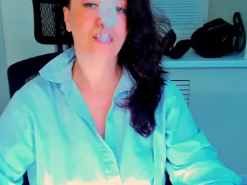 Bongacams Free Live Porn of AnaMills