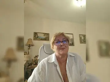 Bongacams Sex Cam of KarinkaSweet