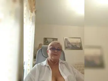 Bongacams Adult Webcam of KarinkaSweet
