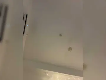 Bongacams Live Porn of LittleDelora