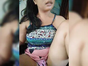 Bongacams Sex Cam of XXhornywetprincess99XX