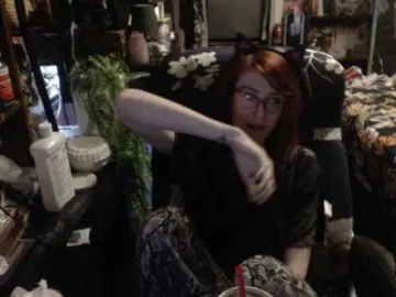 Bongacams Free Porn Cam of pussyxpaladin