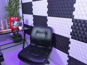 Bongacams Live Porn of AlinaMorris