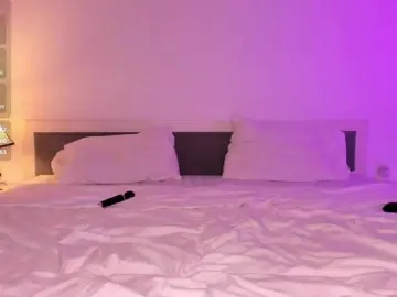 Bongacams Live Sex of Lora-Rebecca
