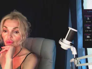 Bongacams Best live sex cam show of Margo77-1