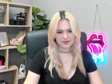 Bongacams Adult Video Chat of SweetLilyxo