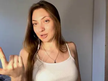 Bongacams Adult Webcam of MyrticeDollen