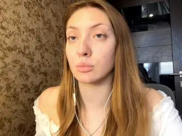Bongacams Live Sex Cam of MyrticeDollen