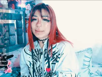 Bongacams Watch Live Sex Cams of Sweetred11