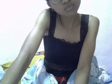 Bongacams Nude Webcam of Yalane