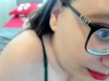 Bongacams Live Sex Cam of amiravyxen