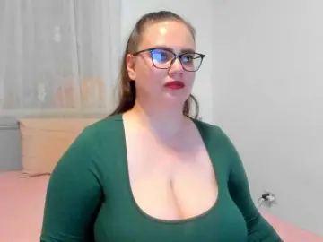 Bongacams Live Sex Cam of amiravyxen