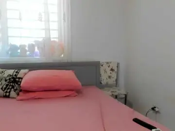Bongacams Watch Live Sex Cams of amiravyxen