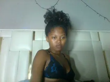 Bongacams Nude Webcam of Laluna2