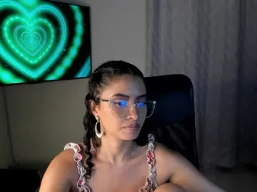 Bongacams Nude Webcam of PaulinaBelush