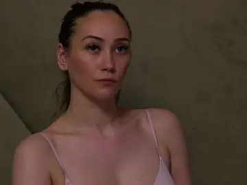 Bongacams Free Porn Cam of AliceMunro