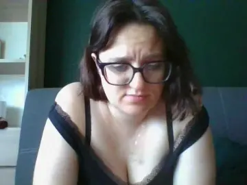 Bongacams Best live sex cam show of sensualParis