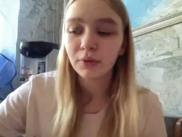 Bongacams Best live sex cam show of HerminiaLanting