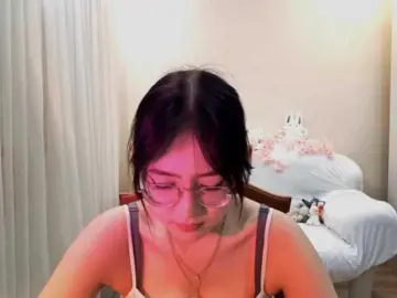 Bongacams Sex Chat of MyrleHenggeler