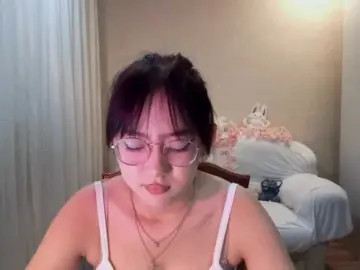 Bongacams Best live sex cam show of MyrleHenggeler