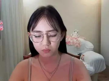 Bongacams Nude Webcam of MyrleHenggeler