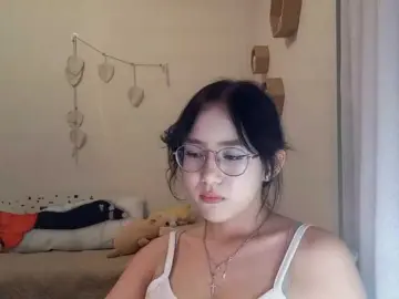 Bongacams Nude Webcam of MyrleHenggeler