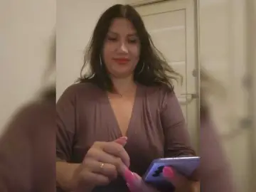 Bongacams Free Porn Cam of RoxySexy
