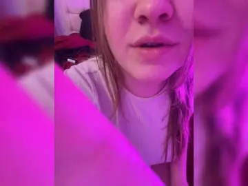 Bongacams Sex Cam of FackBeachTrup