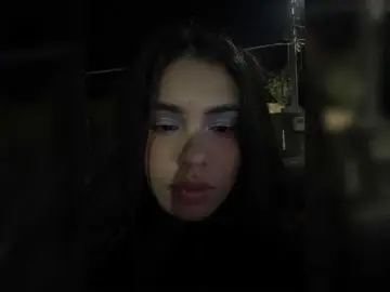 Bongacams Sex Cam of ElenaXMelody