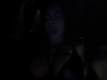 Bongacams Sex Cam of ElenaXMelody