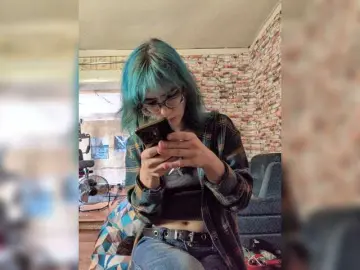 Bongacams Watch Live Sex Cams of alienkaa