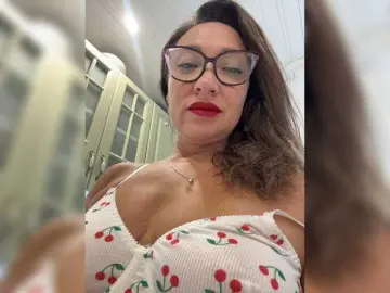 Bongacams Watch Live Sex Cams of Stella888