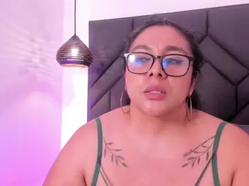 Bongacams Watch Live Sex Cams of Vicky-lee