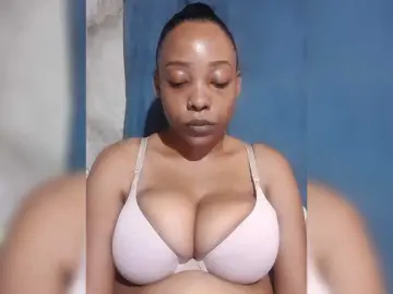 Bongacams Live Sex Cam of Hennesy-Camila