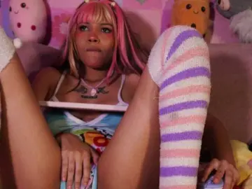 Bongacams Adult Webcam of OnlyMiuu