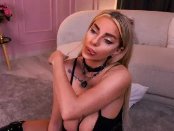 Bongacams Adult Webcam of PearlPlenty