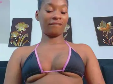 Bongacams Adult Webcam of petitelittleebony