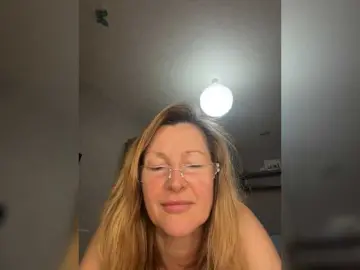 Bongacams Best live sex cam show of LagoonJoy