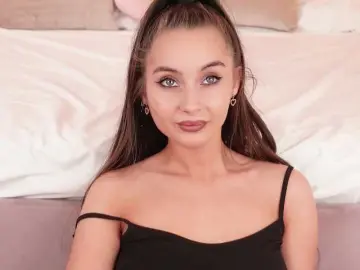 Bongacams Watch Live Sex Cams of LilaVoxx