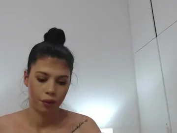 Bongacams Watch Live Sex Cams of Ivywild