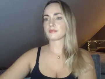 Bongacams Sex Chat of ScarlettXQueen
