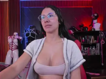 Bongacams Watch Live Sex Cams of XiaQueen